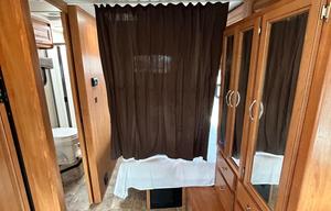 KOURTNEY 2019 NeXus RV Phantom 25P