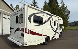 2014 Thor Chateau 22E Motor Coach All Season Ready