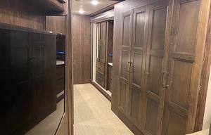 Large Marge Mirada the Luxury land yacht