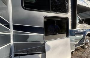 Easy Drive- Easy Set Up Class C!