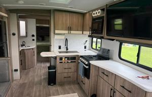 2024 Grand Design imagine 2500RL