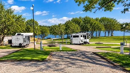 Waterfront Hideaway Ranch