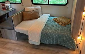 Stress-Free 2025 Camper - FREE Delivery and Setup