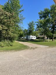 2Annes Lakeside RV Park