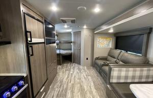 2021 Imagine 2800BH RV rental photo 14