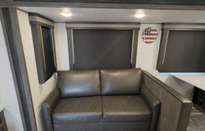 Fireside "Far Lux" 2021 East to West Alta 2850KRL