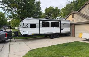 NEW 2026 Go Play Getaway: Straight-Line Camping