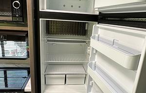 25ft Thor Coleman - Fully stocked and pet friendly