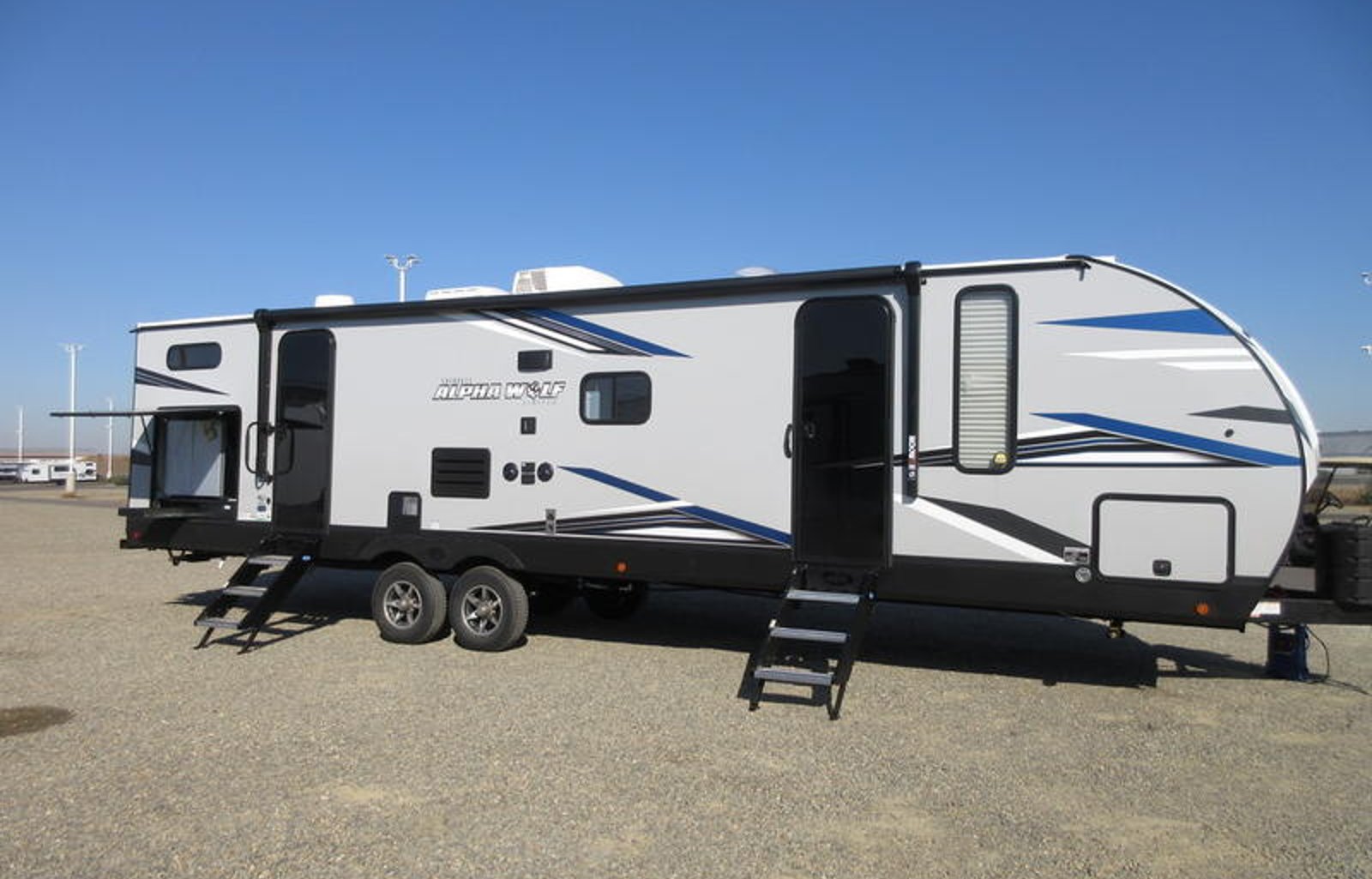 NEW 2021 Forest River Alpha Wolf 30DBH-L