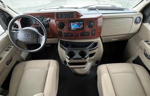 EDWARD - 2014 Winnebago Chalet WF-224VR