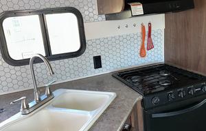 2017 Dutchmen RV Coleman Lantern Series 244BH