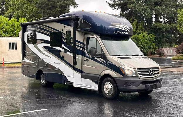 2016 Mercedes Thor Citation (Everythings Included)