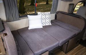 Pet Friendly 2018 Thor Motor Coach Four Winds 28A