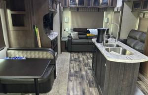 2019 Forest River RV Sandpiper 372LOK RV rental photo 8