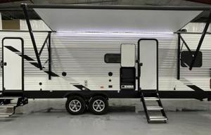 2022 East to West - Delivery and Setup available!