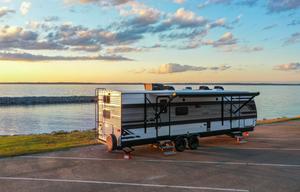 AMAZING BUNKHOUSE CAMPER!