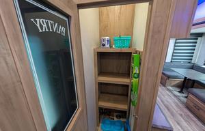 Cherokee Arctic Wolf | Luxury 5th Wheel Bunkhouse