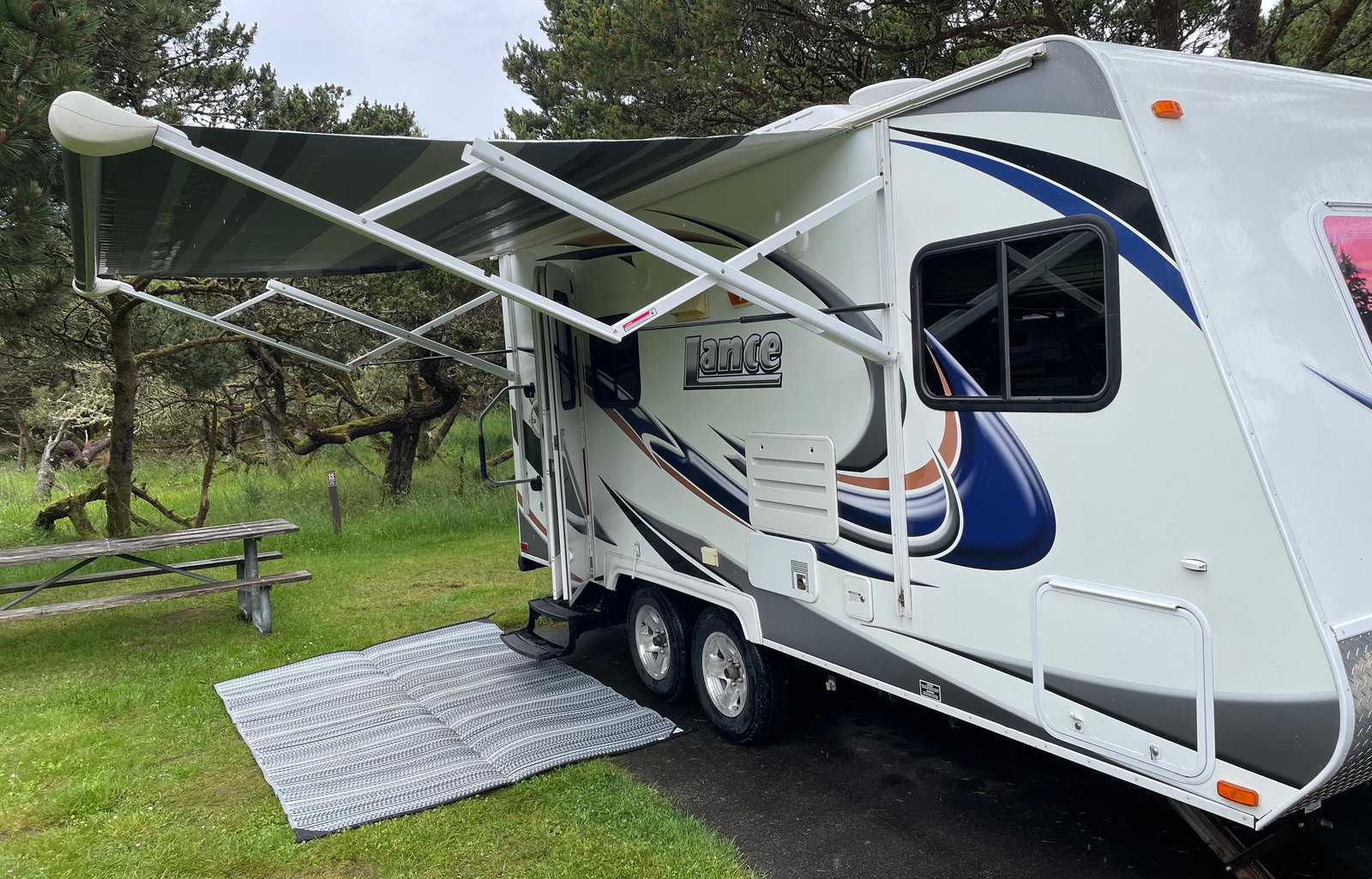 2012 Lance Lance Travel Trailers 1685