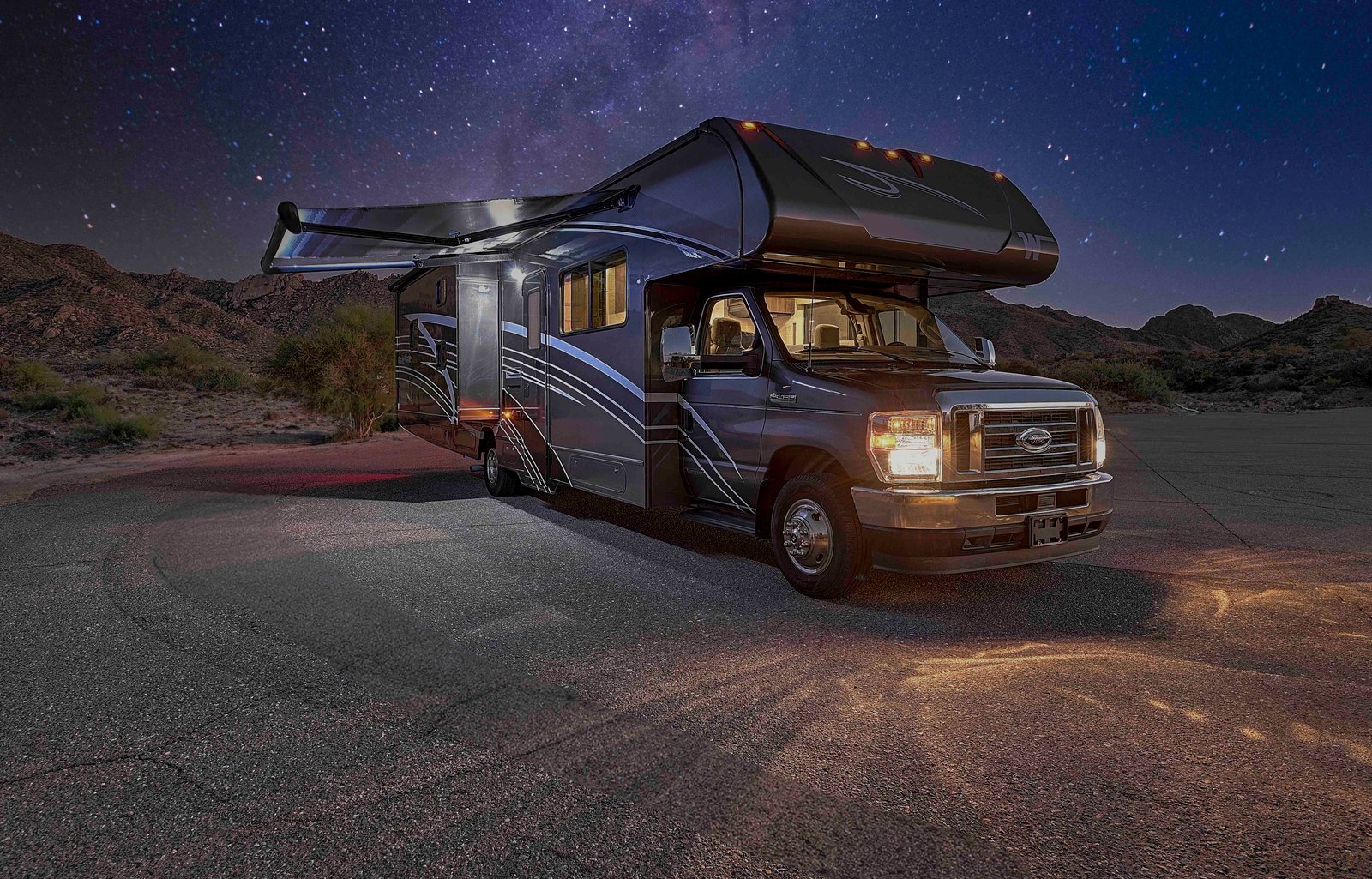 New Winnebago Class C Family Bunkhouse