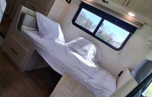 Fully Stocked!! - Economy 2027 East to West Entrada 2000NS E526