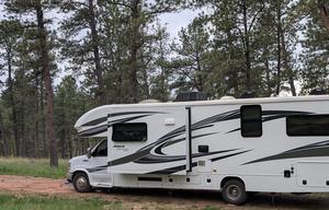 Family Getaway Ready – 2018 Jayco Greyhawk for 8