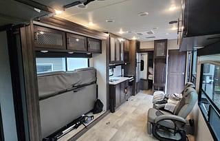 2023 Grand Design Momentum 30G