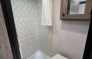 2027 Sunlite 13BH LTD Sleeps 4