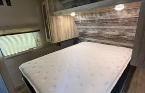 2020 Coachman Catalina Summit Series 261BHS (5664)