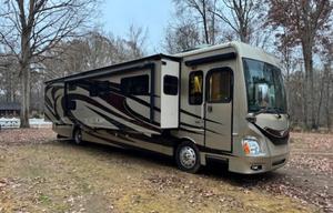 Fleetwood Discovery 40G – Travel in Style