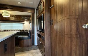 Family & Pet Friendly 28' Camper Near Campsites!