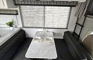 Conquest Medium Easy to Drive Class C