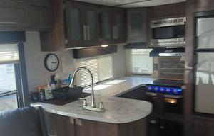 2019 Hideout 28RKS RV rental photo 10