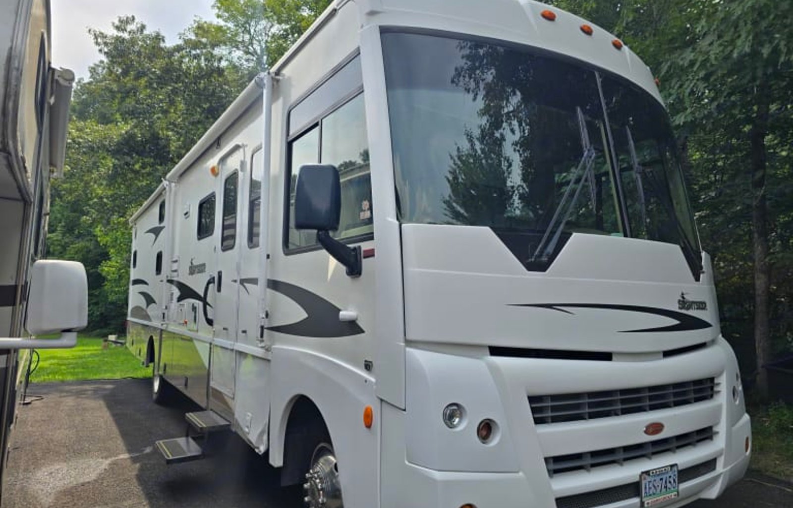2008 Winnebago Sightseer 35J Bunkbed Model