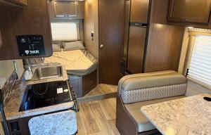 2018 Thor Motor Coach Freedom Elite 23H