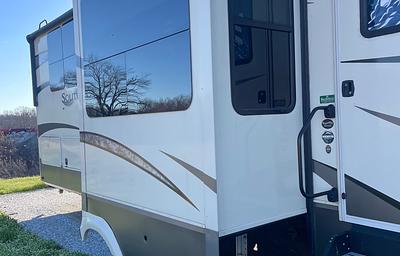 Pet Friendly Grand Glamping