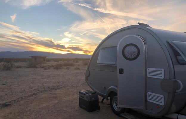 2017 nuCamp RV T@B 320 CS- camping or glamping!
