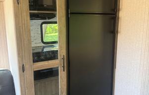 Comfy Remodeled RV -Also for sale