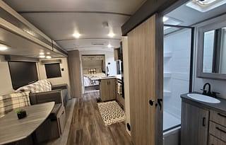 "THE QUADRANTS" - 2BR/1BA Sleeps 12!