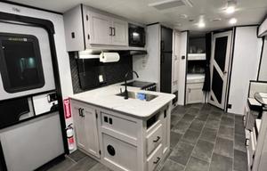 2022 Mallard King Bed