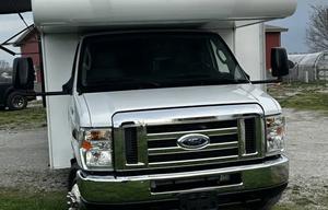 Perfect for Your Big Family - Unlimited Miles