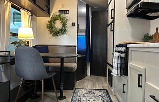 2022 Jay Flight SLX 8 264BH RV rental photo 3