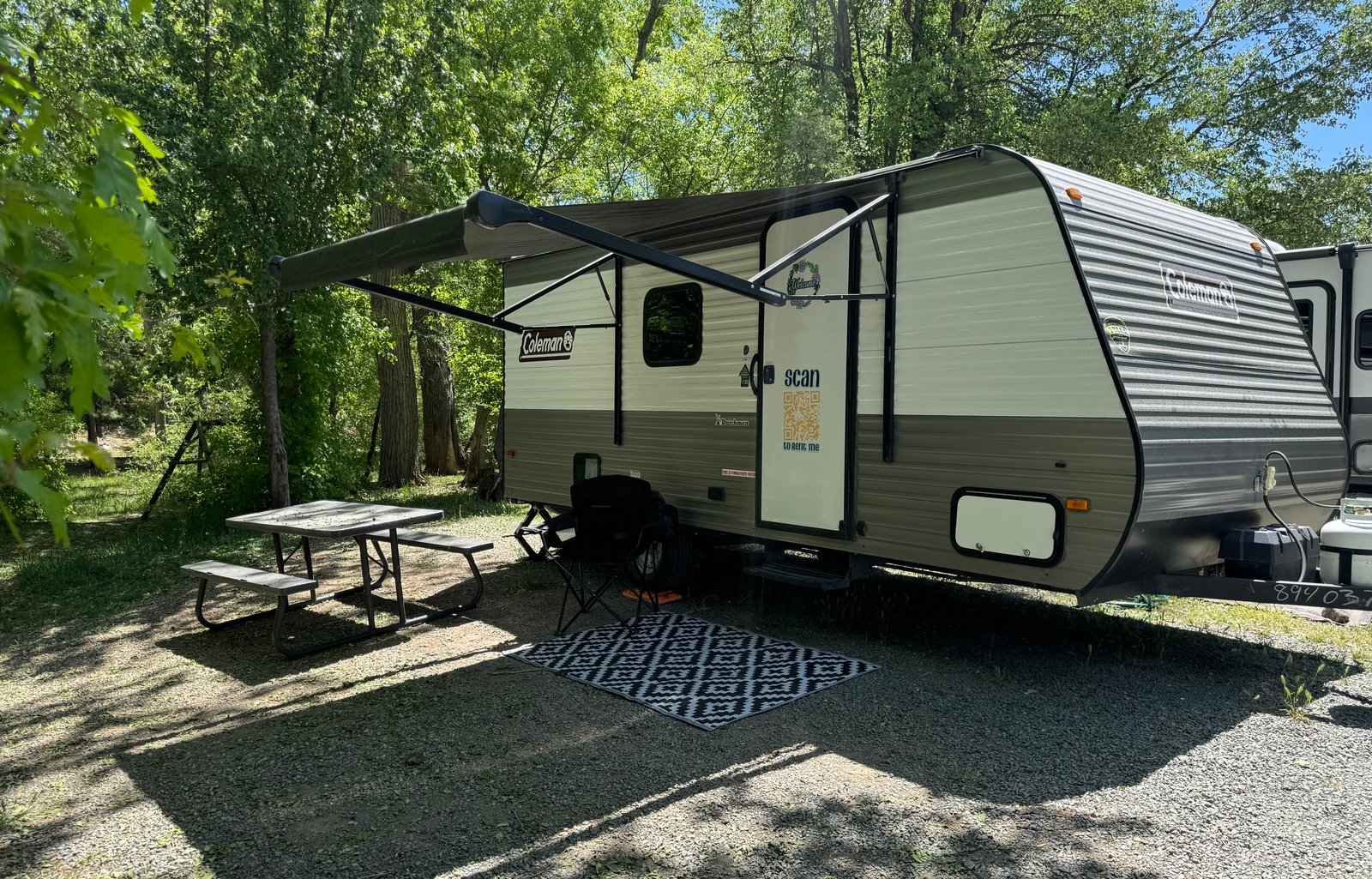 Easy to Pull Family & Pet Friendly 2023 Coleman