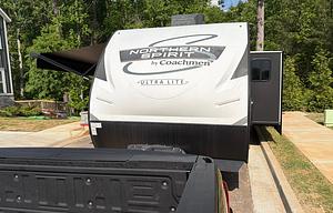 Golden Getaways Family RV – Sleeps 8 - 10