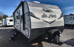 Sleeps 8! Starlink, Brand New! Bunkhouse!