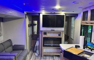 2024 Grey Wolf Family Bunkhouse