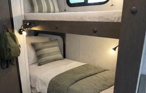 21' Off Grid Camper - Sleeps 5 (midsize towable)