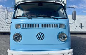 Volkswagen Bus RetroRV "Kate"