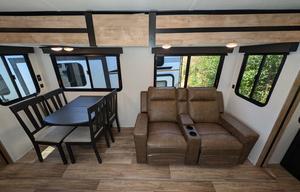 Outback: Chef's kitchen, King bed, 3 slides, Solar