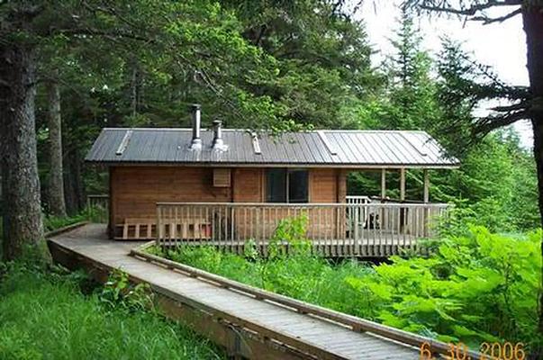 C13, Loop: AREA GREEN ISLAND CABIN