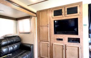 2018 Starcraft Launch Outfitter 27BHU